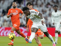 Hasil Real Madrid vs Real Sociedad: Skor 4-1, Los Blancos Kudeta Puncak Klasemen