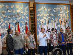Friderica Widyasari Dewi Resmi Diangkat Jadi Pejabat Sementara Ketua OJK