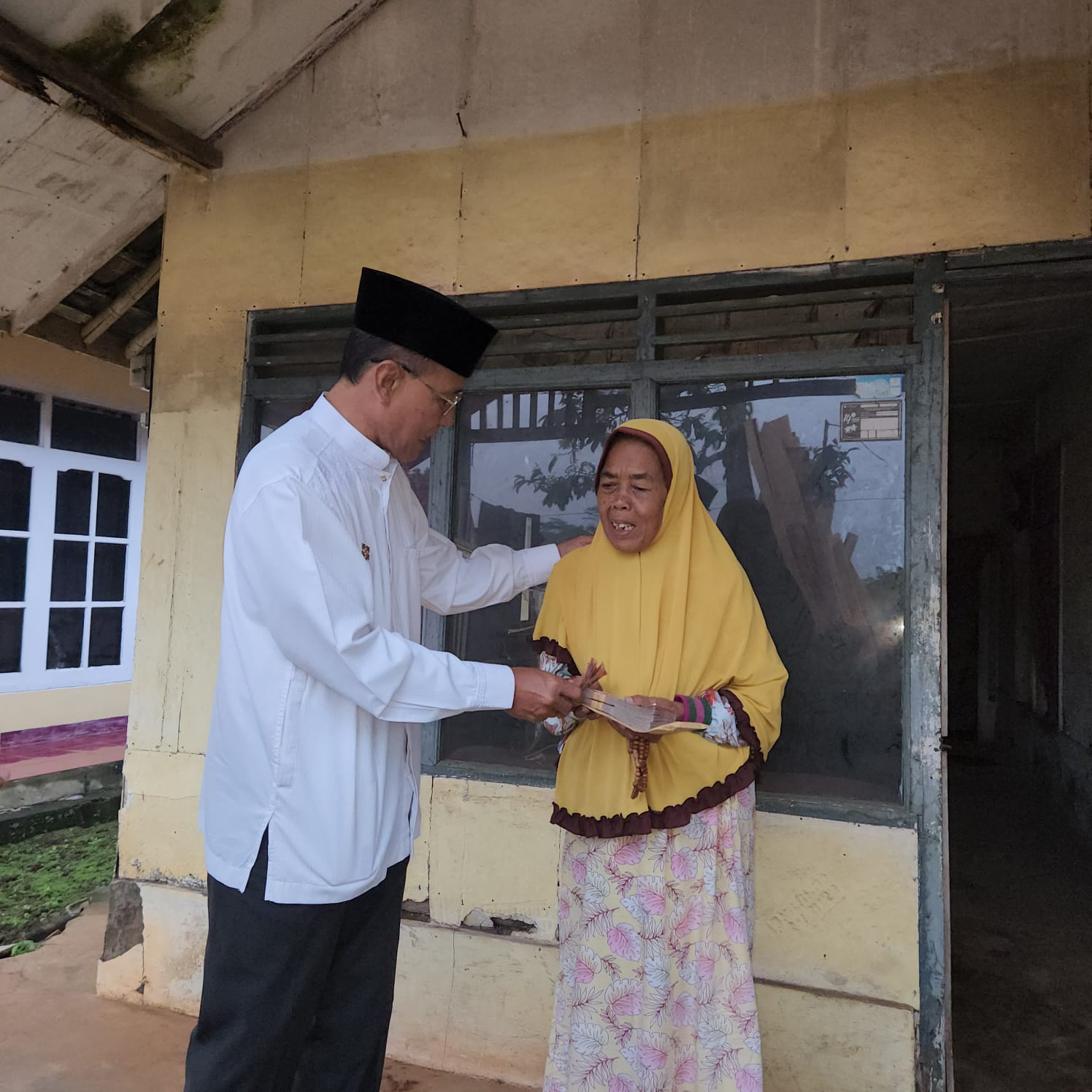 Bupati CIamis herdiat Sunarya