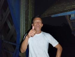 Tanpa Dibayar, Kades Pawindan Jaga Ketertiban Jembatan Cirahong Malam Hari