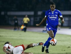 Gol Menit Akhir Warnai Kemenangan Persib Bandung atas Bali United