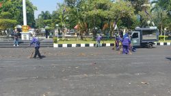 Meriah Tanpa Sampah, Pasukan Ungu Pastikan Jalur Karnaval Ciamis Kembali Bersih