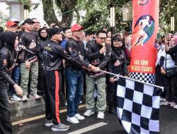 Semarak HUT Bhayangkara ke-80, Polri dan Masyarakat Bersatu dalam Jalan Sehat di Ciamis