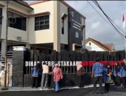 Dispusip Ciamis Tingkatkan Estetika Kantor Demi Kenyamanan Masyarakat Lewat Operasi Bersih